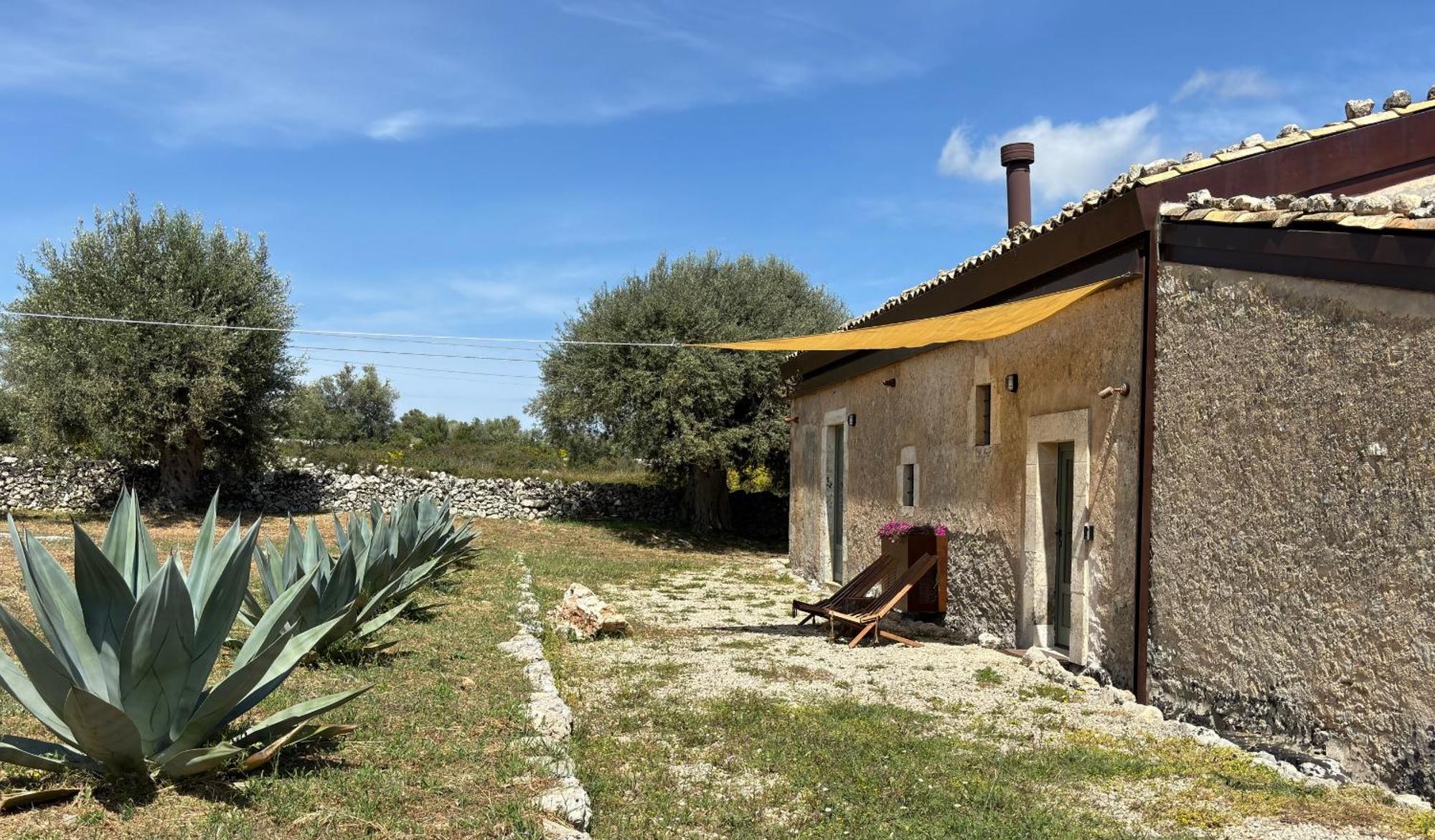 Hostal Casa Farfaglia Noto Exterior foto