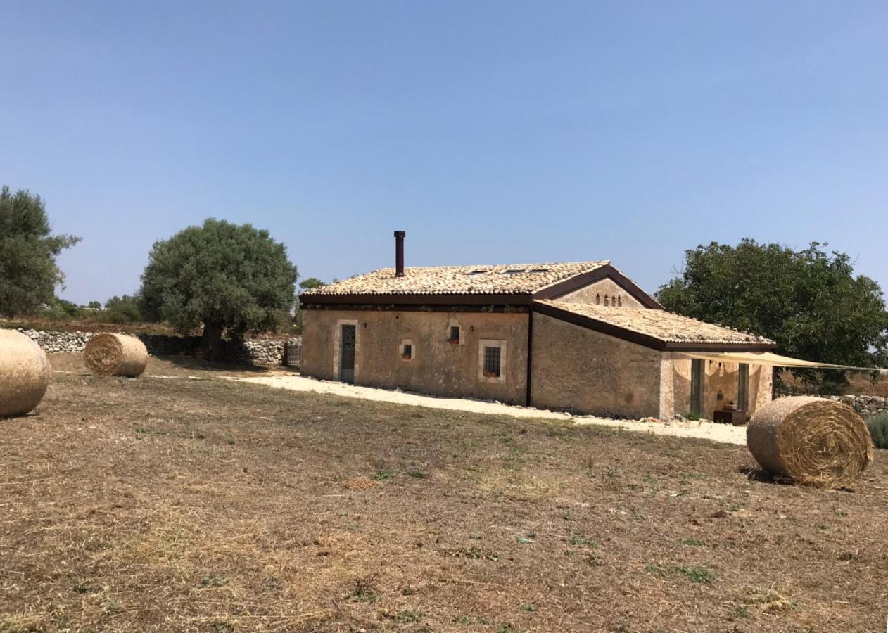 Hostal Casa Farfaglia Noto Exterior foto